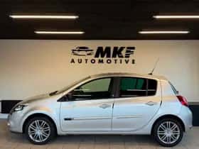 Renault Clio (2010) thumbnail 8