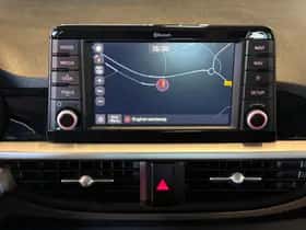 Kia Picanto (2017) thumbnail 15