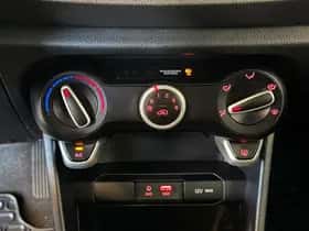 Kia Picanto (2017) thumbnail 16