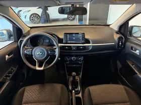 Kia Picanto (2017) thumbnail 10