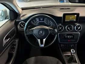 Mercedes-Benz A-Klasse (2014) thumbnail 13