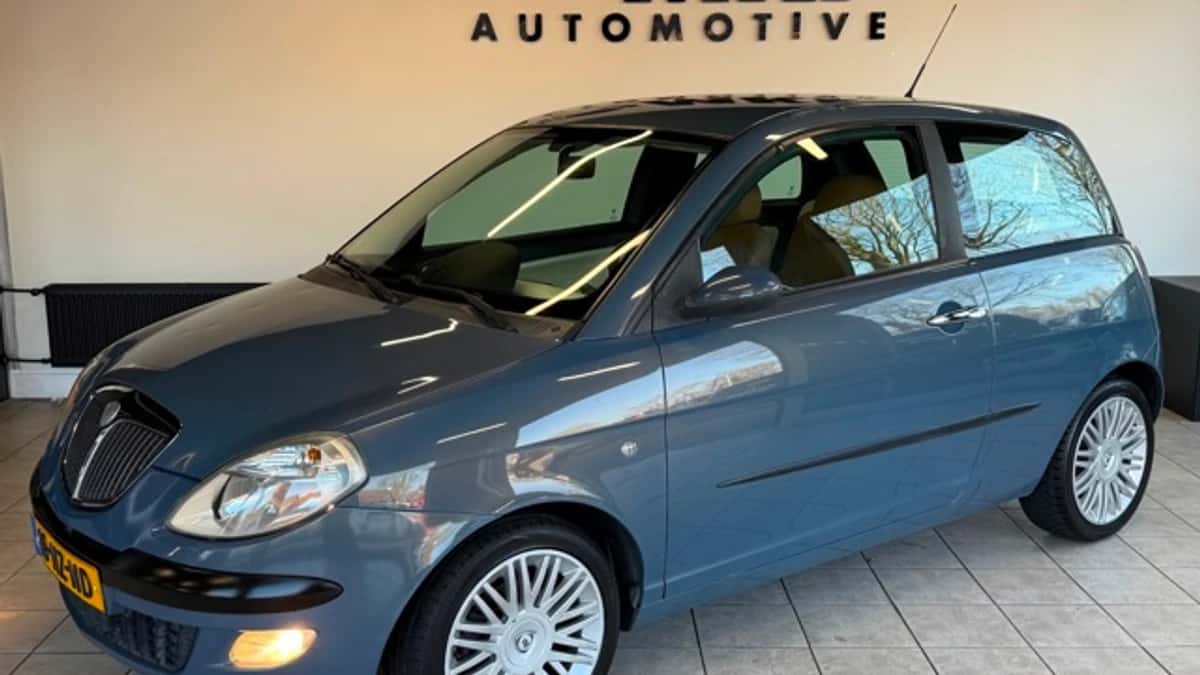 Lancia Ypsilon (2004) — foto 1