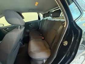 Volkswagen Polo (2009) thumbnail 11
