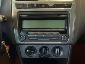 Volkswagen Polo (2009) thumbnail 13