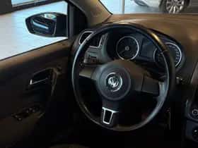 Volkswagen Polo (2009) thumbnail 14