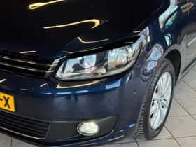 Volkswagen Touran (2011) thumbnail 17