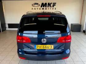 Volkswagen Touran (2011) thumbnail 7