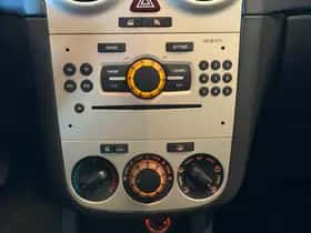 Opel Corsa (2008) thumbnail 12