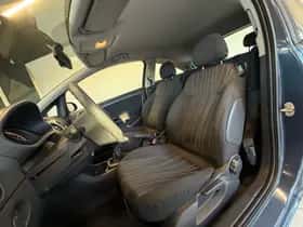 Opel Corsa (2008) thumbnail 9