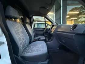 Ford Transit Connect (2010) thumbnail 11