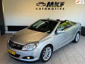 Opel Astra (2008) thumbnail 2