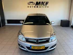 Opel Astra (2008) thumbnail 8