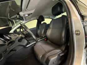 Peugeot 508 (2011) thumbnail 9