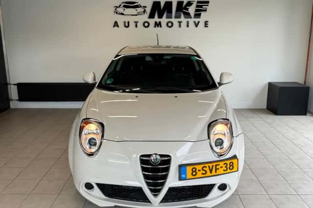 Alfa Romeo Mito (2011) thumbnail 5