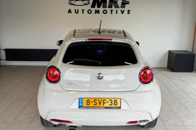 Alfa Romeo Mito (2011) thumbnail 6