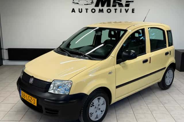 Fiat Panda (2010) thumbnail 1