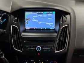 Ford Focus (2015) thumbnail 11