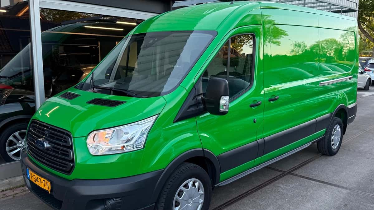 Ford Transit (2018) — foto 1