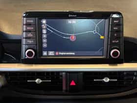 Kia Picanto (2017) thumbnail 14