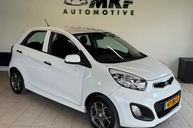 Kia Picanto (2013) thumbnail 2
