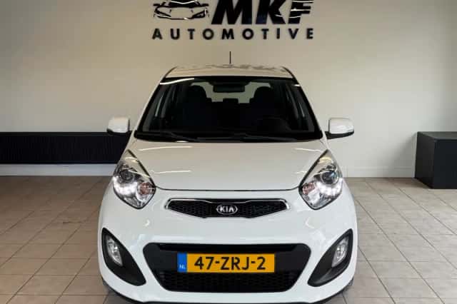 Kia Picanto (2013) thumbnail 5