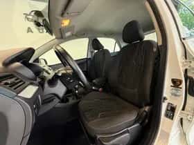 Kia Picanto (2013) thumbnail 9