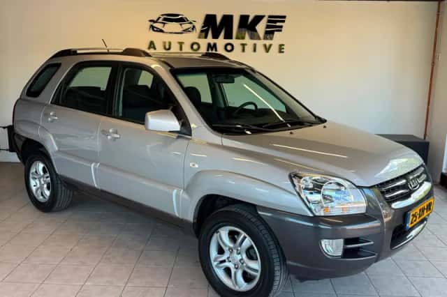 Kia Sportage (2007) thumbnail 2