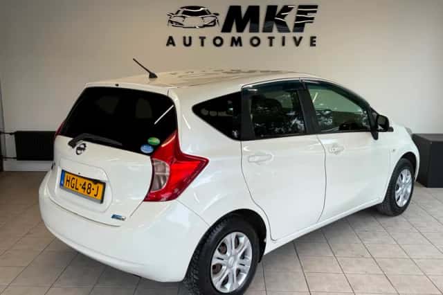 Nissan Note (2012) thumbnail 4