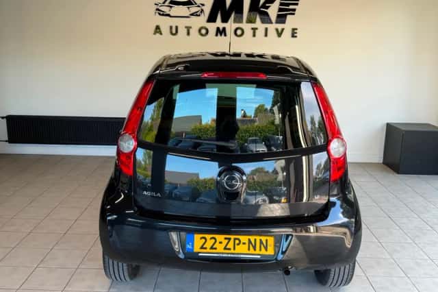 Opel Agila (2008) thumbnail 6
