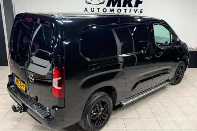 Opel Combo (2022) thumbnail 4