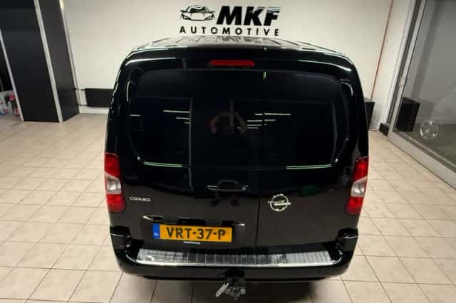 Opel Combo (2022) thumbnail 6