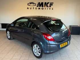 Opel Corsa (2008) thumbnail 3
