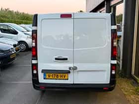 Opel Vivaro (2017) thumbnail 6