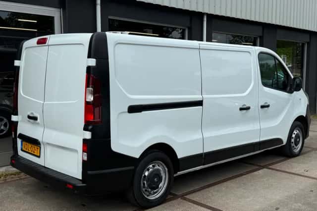 Opel Vivaro (2019) thumbnail 4