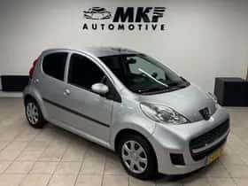 Peugeot 107 (2010) thumbnail 2