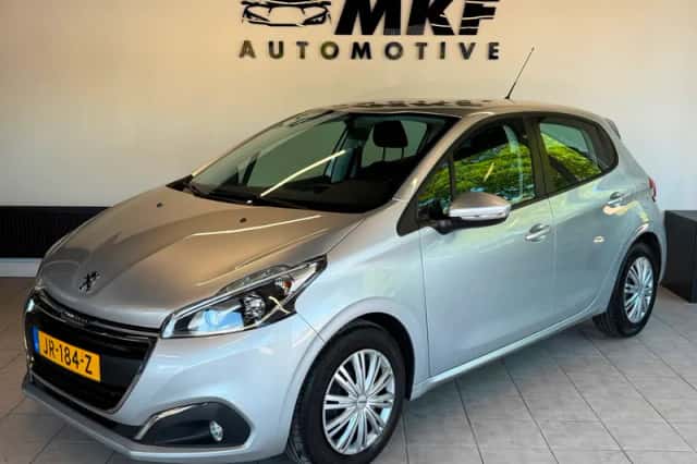 Peugeot 208 (2016) thumbnail 1
