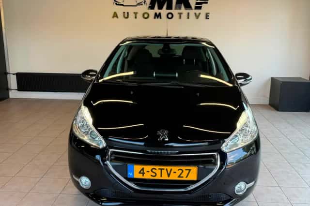 Peugeot 208 (2013) thumbnail 5