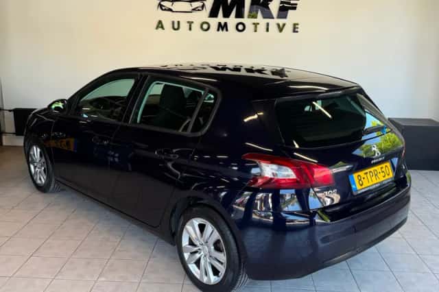 Peugeot 308 (2014) thumbnail 3