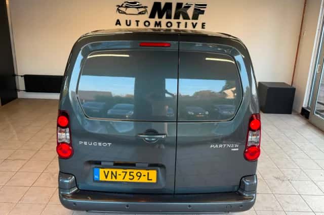 Peugeot Partner (2015) thumbnail 6