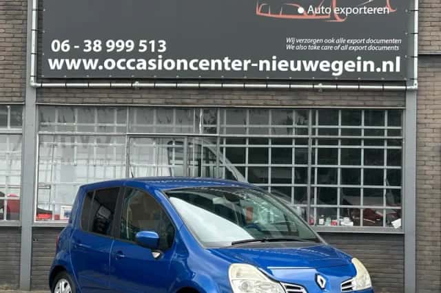 Renault Modus (2008) thumbnail 2