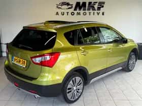 Suzuki SX4 S-Cross (2013) thumbnail 4