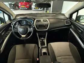 Suzuki SX4 S-Cross (2013) thumbnail 9