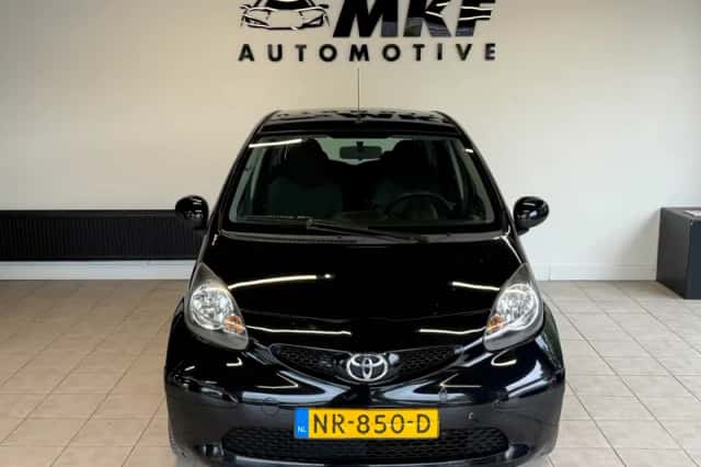 Toyota Aygo (2006) thumbnail 5