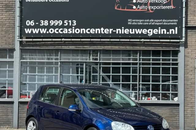 Volkswagen Golf (2008) thumbnail 2