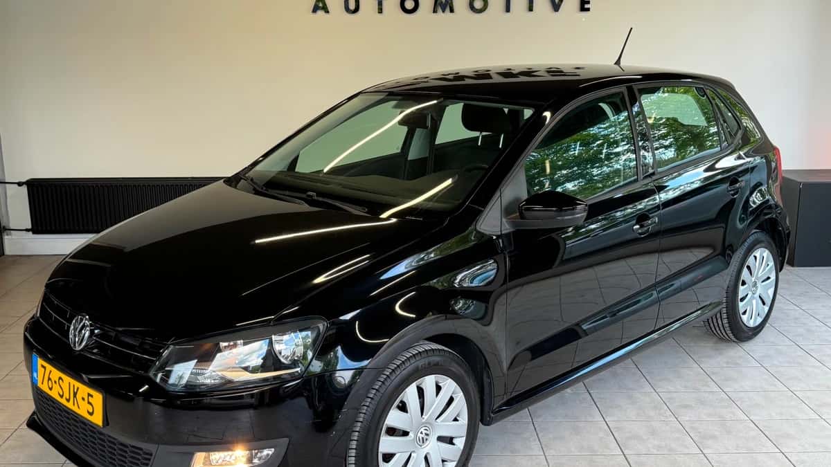 Volkswagen Polo (2011) — foto 1