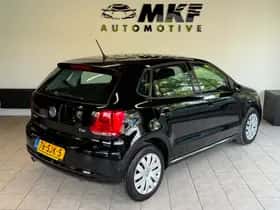 Volkswagen Polo (2011) thumbnail 4