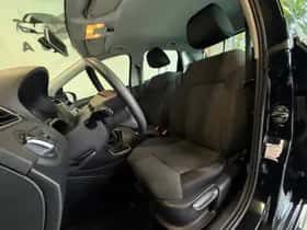Volkswagen Polo (2011) thumbnail 10