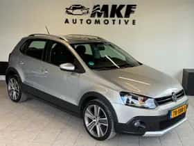 Volkswagen Polo (2012) thumbnail 2