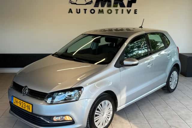 Volkswagen Polo (2016) thumbnail 1
