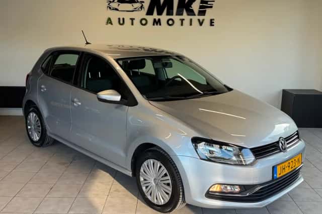 Volkswagen Polo (2016) thumbnail 2